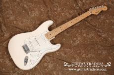 Fender 2015 Standard Stratocaster