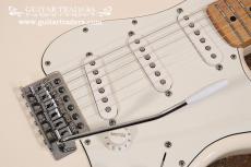Fender 2015 Standard Stratocaster_6