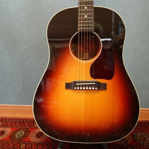 Gibson J-45 Red Spruce Adirondack