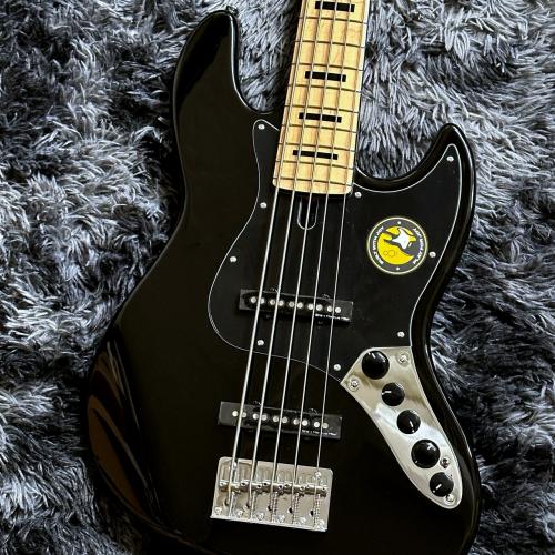 Sire Marcus Miller V7 Vintage 2nd Generation Alder 5-String BK (Black)【展示チョイキズ特価】【5弦】