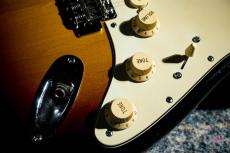 Vanzandt STV-R2 3tone Sunburst / 1995_7