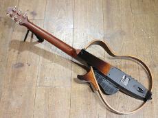 YAMAHA SLG200S_3