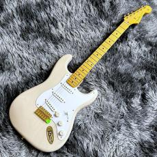 Fender Limited Edition Vintera III Late '50s Stratocaster, Maple Fingerboard, White Blonde_2