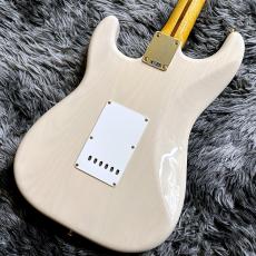 Fender Limited Edition Vintera III Late '50s Stratocaster, Maple Fingerboard, White Blonde_7