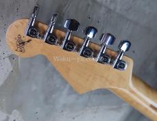 WARMOTH USA Vintage Modern Stratocaster / Custom Black_4