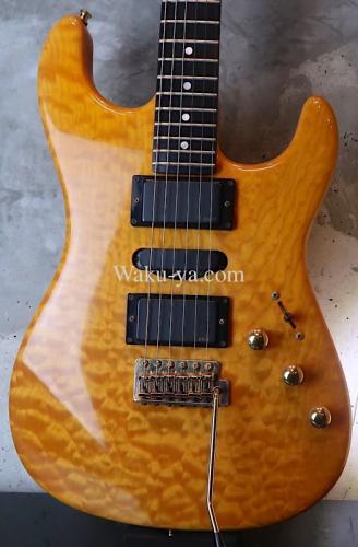 Valley Arts Custom Pro USA Quilted Maple H-S-H / Natural Amber