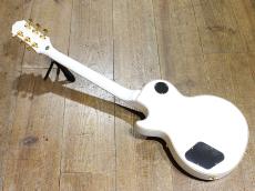 Epiphone Inspired by Gibson Les Paul Custom_3