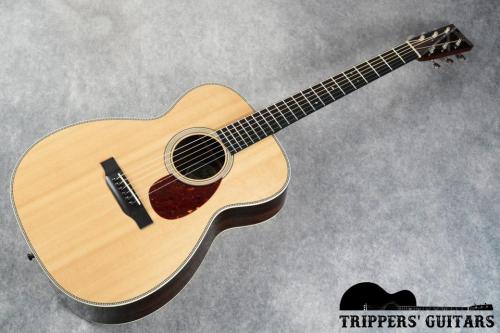 Collings 002H 14F (2022) 素晴らしいサウンドの1本入荷しました!