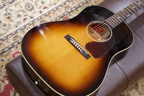 Gibson Murphy Lab 1942 Banner J-45 Light Aged #23485008【担当者オススメ良音個体】【試奏動画あり】