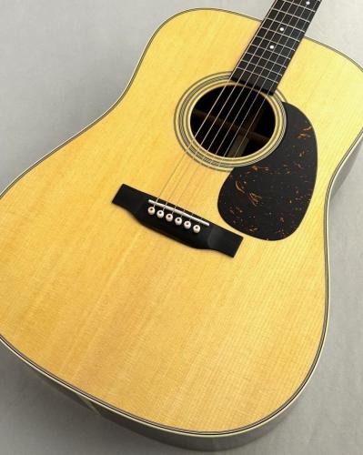Martin D-28 Standard #3015973【気持ちの良い鳴り】【整った木目】