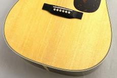 Martin D-28 Standard #3015973【気持ちの良い鳴り】【整った木目】_4
