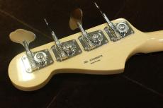 Fender Made in Japan Traditional 2025 Collection 60s Jazz Bass / Stardust Pink_6