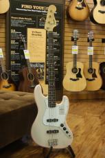 Fender Made in Japan Traditional 2025 Collection 60s Jazz Bass / Stardust Pink_8
