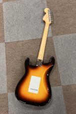 Fender Made in Japan Traditional Late 60s Stratocaster, Rosewood Fingerboard, 3-Color Sunburst_3