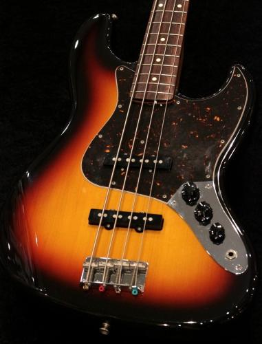 Fender Japan 【福岡店3周年目玉品】Exclusive Classic 60s Jazz Bass 3-Tone Sunburst #JD17002695【4.08kg】