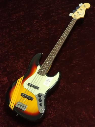 Fender Made in Japan Traditional 2025 Collection 60s Jazz Bass Competition 3-Color Sunburst / Aged Natural