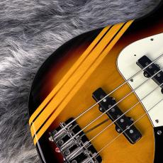 Fender Made in Japan Traditional 2025 Collection 60s Jazz Bass Competition 3-Color Sunburst / Aged Natural_6