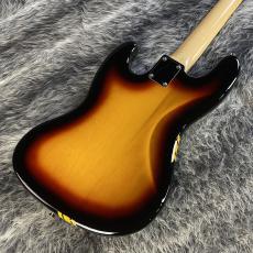 Fender Made in Japan Traditional 2025 Collection 60s Jazz Bass Competition 3-Color Sunburst / Aged Natural_7
