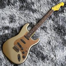 Fender Made in Japan Hybrid II 2026 Collection Stratocaster Satin Metallic Matte Champagne Mirage_2