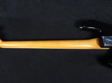 Fender Vintera III Early '70s Jazz Bass Black_9