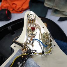 Fender Japan ST54-70 BLK_10