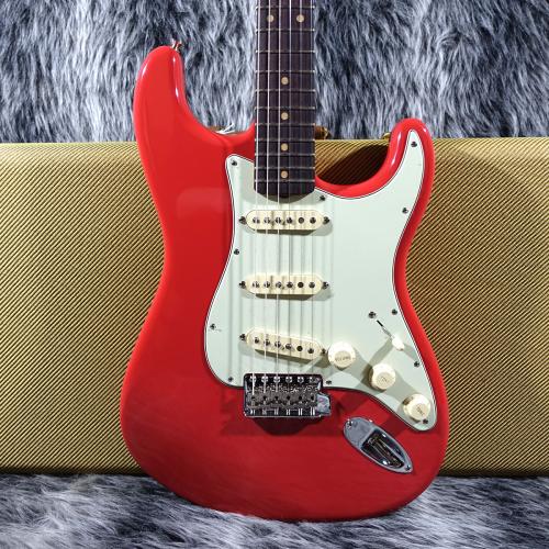 Fender Limited Edition  American Vintage II 61 Stratocaster 3A MapleNeck Fiesta Red