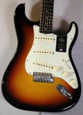Fender 【旧定価最終】American Vintage II 1961 Stratocaster 3-Color Sunburst #V2447992【3.72kg】_4
