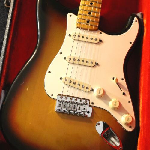 Fender 【ご委託品】1975 Stratocaster-3 Tone Sunburst-#554472 【3.51 kg】