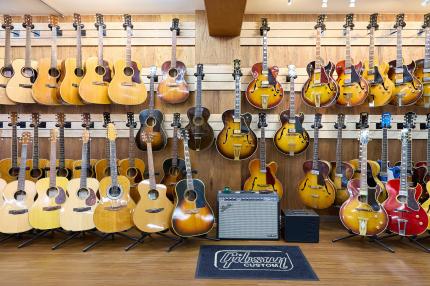 LAST GUITAR_3