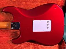 Fender STRATOCASTER CAR_3