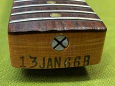 Fender STRATOCASTER CAR_10