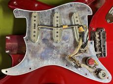 Fender STRATOCASTER CAR_11