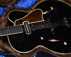 Archtop Tribute ATC350BK_6