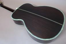 Rarewood M000-45T / Solid Spruce Top・Solid Rosewood Side and Back・Alternative Torch Inlay・000-45 Style Abalone Trim and Rosette・ Style 45 Snow flakes Inlay・Ebony Fingerboard and Bridge・Long Saddle_7