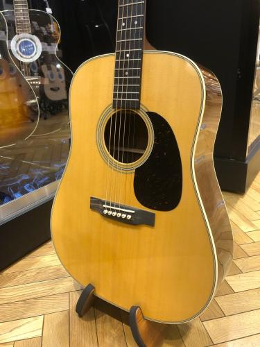 Martin D-28 STANDARD