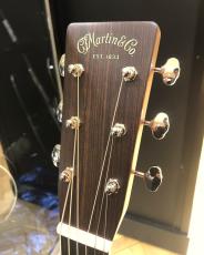 Martin D-28 STANDARD_3
