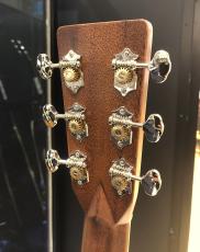 Martin D-28 STANDARD_7