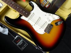 Fender Custom Shop 1966 Stratocaster NOS 22Fret 3 Color Sunburst_3