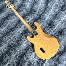 MUSIC MAN Stingray 3EQ NAT_10