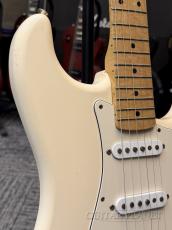 Fender Classic Series '70s Stratocaster -Olympic White / Maple- 2011年製【Ash Body!】_6