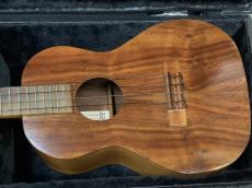 Kamaka  HF-4 バリトンウクレレ　ホワイトラベル　カマカ　HF4_4