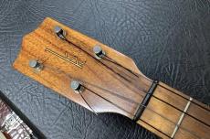 Kamaka  HF-4 バリトンウクレレ　ホワイトラベル　カマカ　HF4_9