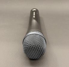 SENNHEISER e935_3