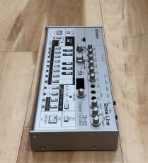 Roland TB-03 Bass Line_5