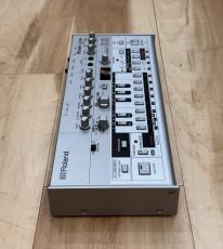 Roland TB-03 Bass Line_6