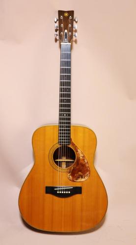YAMAHA FG-500　赤ラベル