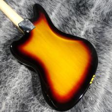 Fender Made in Japan Traditional 2025 Collection, 60s Jaguar Competition 3-Color Sunburst_5