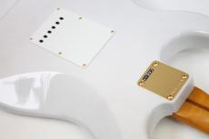 Fender American Vintage II 1957 Stratocaster Dealer Exclusive / White Blonde_4