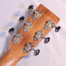 Martin 【2026New モデル】【オール単板】【2本目にオススメ!】000-12E Retro【特徴的な木目】【音抜け◎個体】_8