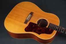 Gibson J-50_11